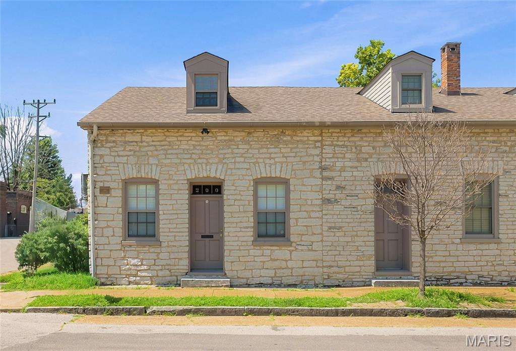 200 W Steins Street, St Louis City, MO, 63111